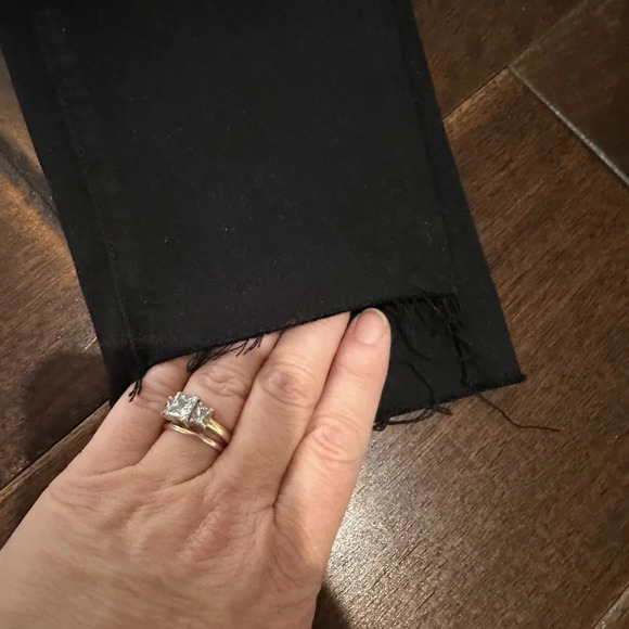 PAIGE Verdugo Ankle Shark Bite Hem Black Over Dye - 25 - Picture 3 of 6